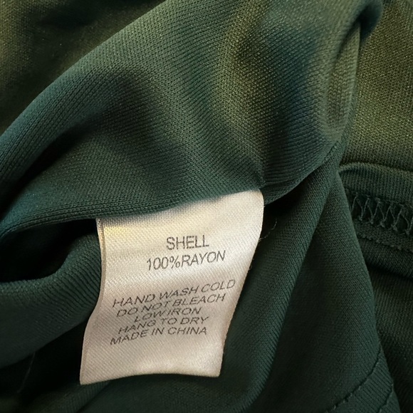 Hunter‎ Green Flowy skater Dress With Tie Back Size Medium - Picture 9 of 9